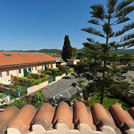 La Perla Del Tirreno Apartment Santa Severa Bagian luar foto