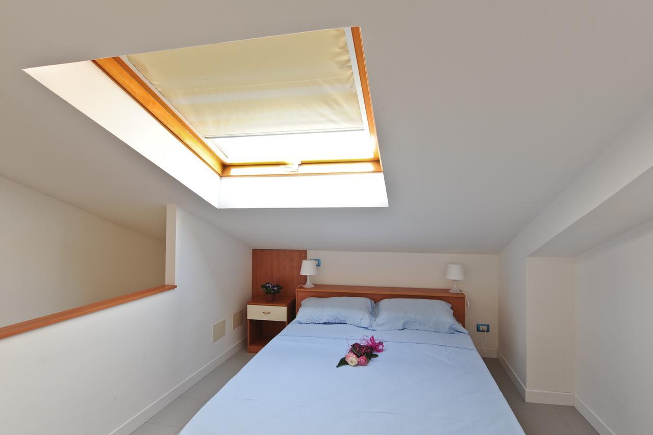 La Perla Del Tirreno Apartment Santa Severa Bagian luar foto