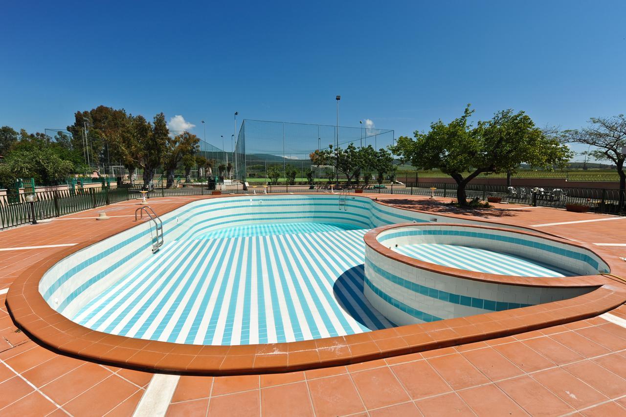 La Perla Del Tirreno Apartment Santa Severa Bagian luar foto