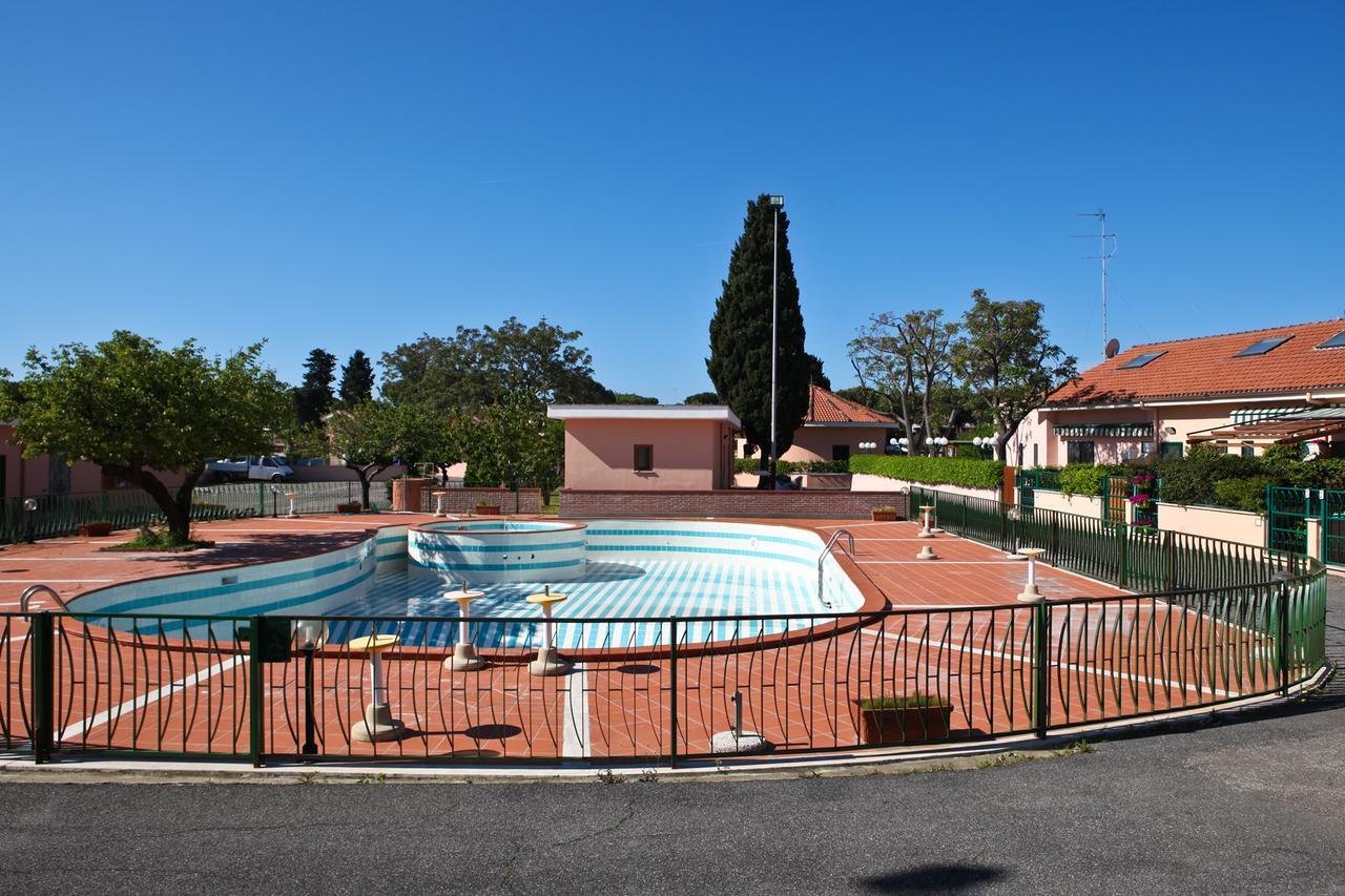 La Perla Del Tirreno Apartment Santa Severa Bagian luar foto